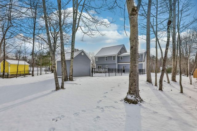 72 Jenkins Farm Road, Chester, NH 03036
