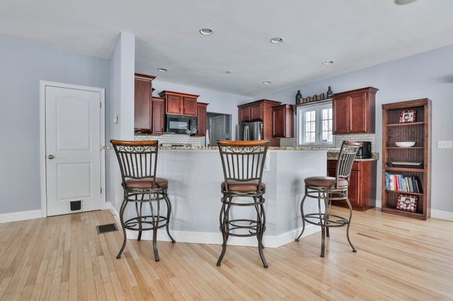 72 Jenkins Farm Road, Chester, NH 03036