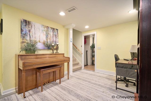 3746 CRIBBON AVE, Cheyenne, WY 82001
