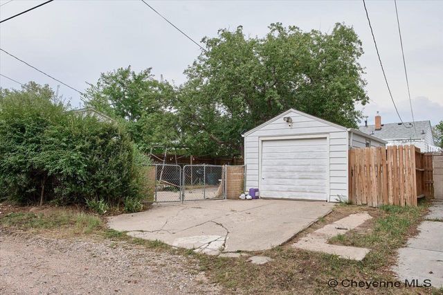 3746 CRIBBON AVE, Cheyenne, WY 82001