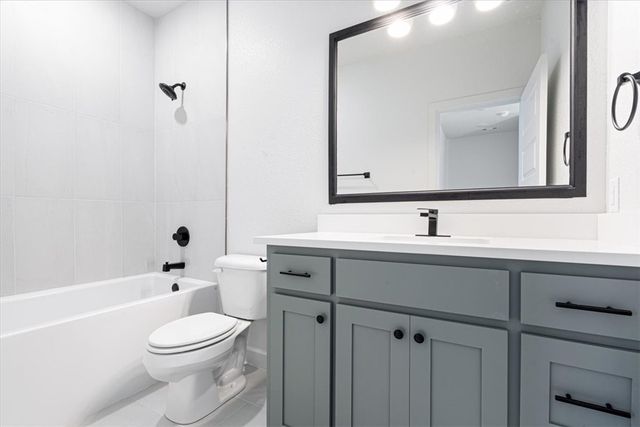 16 Reighton Drive, Bella Vista, AR 72714