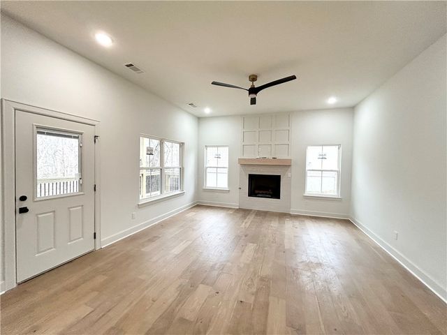 16 Reighton Drive, Bella Vista, AR 72714