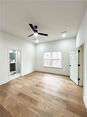 16 Reighton Drive, Bella Vista, AR 72714