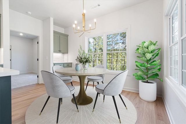 16 Reighton Drive, Bella Vista, AR 72714