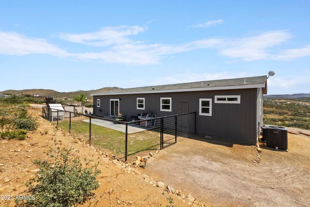 1235 N HARVEST Road, Dewey, AZ 86327