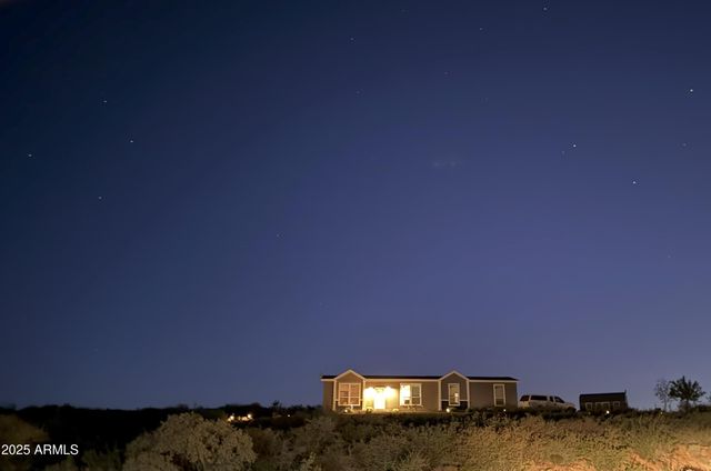 1235 N HARVEST Road, Dewey, AZ 86327