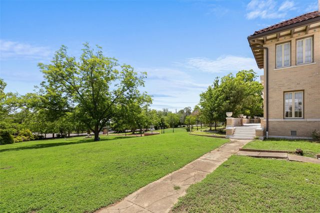 1030 Belvin ST, San Marcos, TX 78666