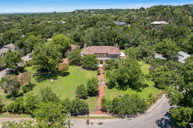 1030 Belvin ST, San Marcos, TX 78666