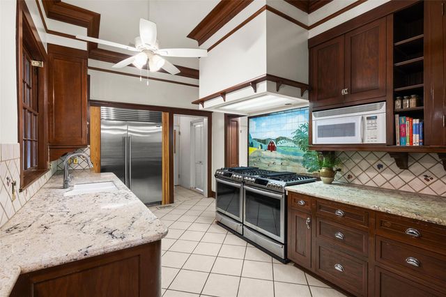 1030 Belvin ST, San Marcos, TX 78666