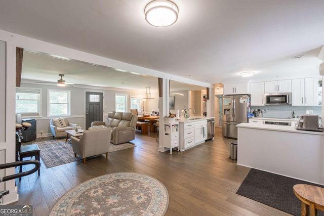 1585 Jimmy Dodd Road, Buford, GA 30518