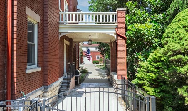 630 3rd Street, Marietta, OH 45750