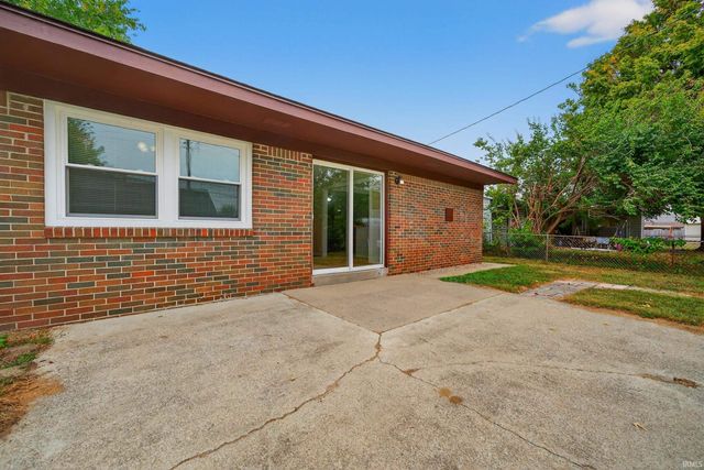 1516 BELVEDERE Drive, Kokomo, IN 46902