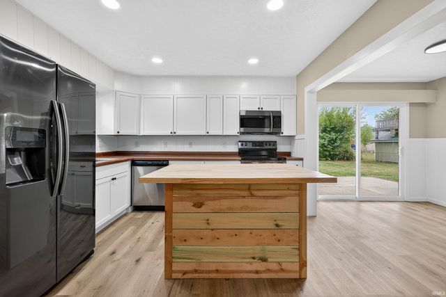 1516 BELVEDERE Drive, Kokomo, IN 46902