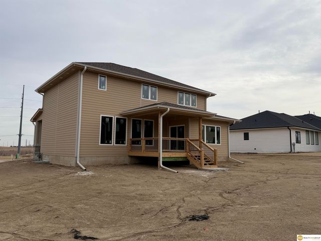 5504 N 205 Street, Elkhorn, NE 68022