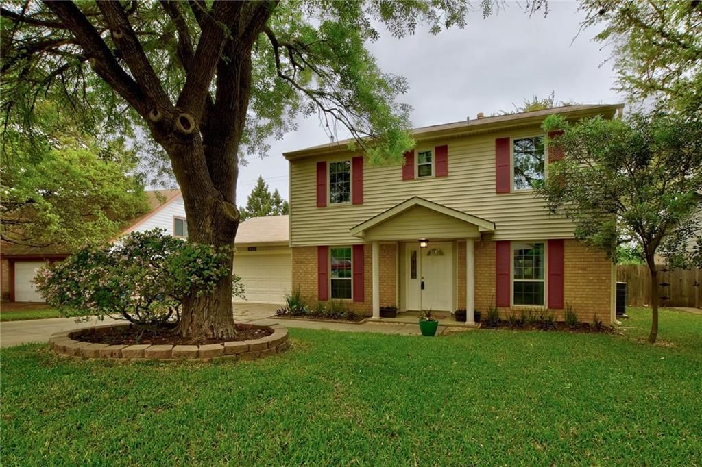 1402 Doonesbury DR, Austin, TX 78758