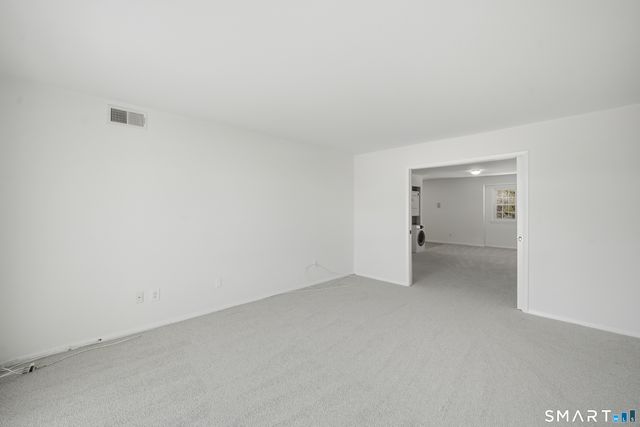 11 Bradley Circle A, Enfield, CT 06082