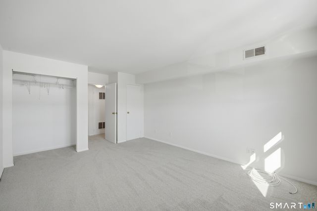 11 Bradley Circle A, Enfield, CT 06082