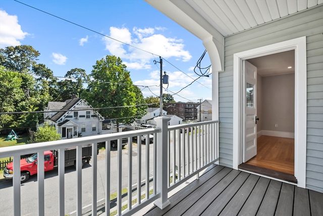 12 Cain Ave 12, Weymouth, MA 02189