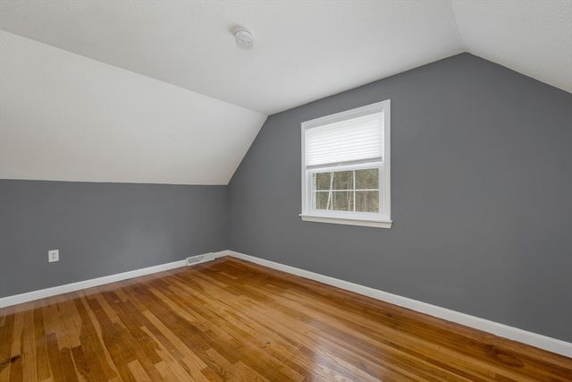 1 Mt Paul Road, Tyngsborough, MA 01879