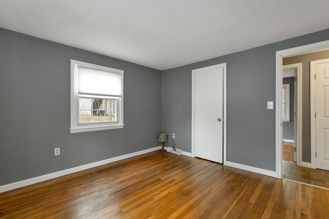 1 Mt Paul Road, Tyngsborough, MA 01879