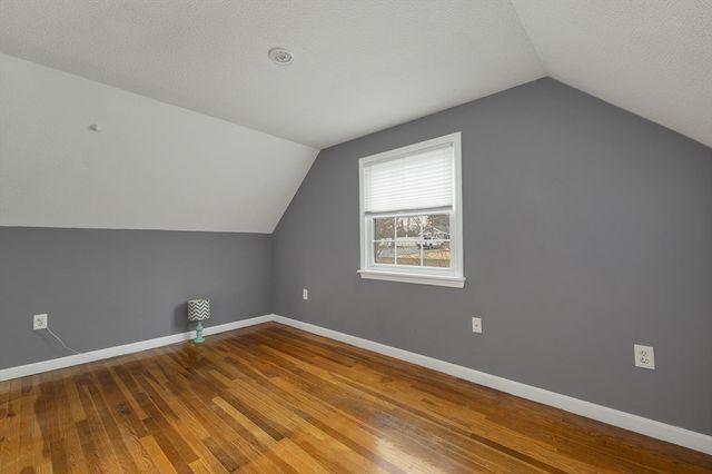 1 Mt Paul Road, Tyngsborough, MA 01879