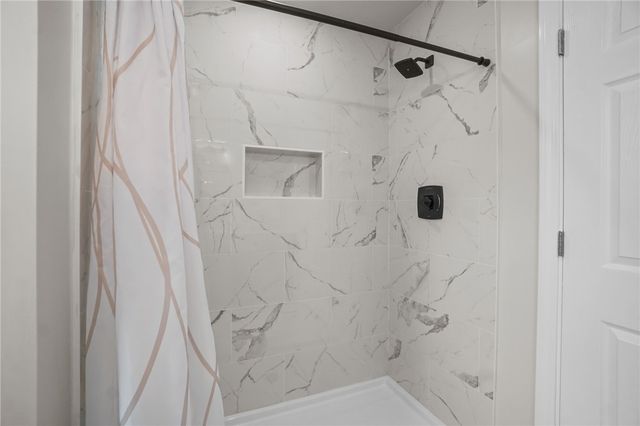 354 Jastram Street, Providence, RI 02908