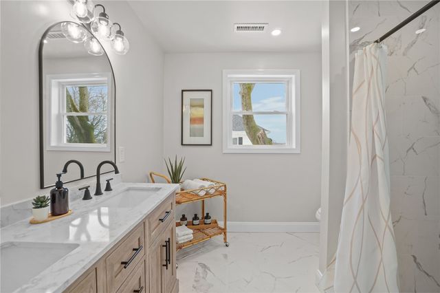 354 Jastram Street, Providence, RI 02908