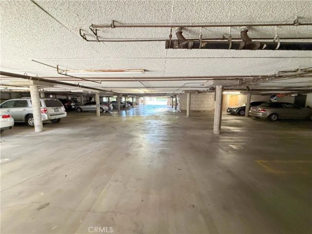 8744 Darby Avenue 14, Northridge, CA 91325