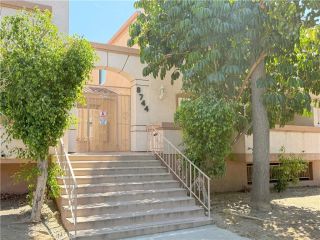 8744 Darby Avenue 14, Northridge, CA 91325