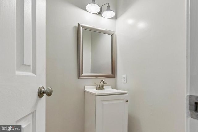 7317 RIVER RD, Fredericksburg, VA 22407