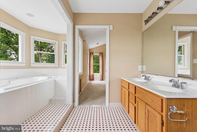 7317 RIVER RD, Fredericksburg, VA 22407
