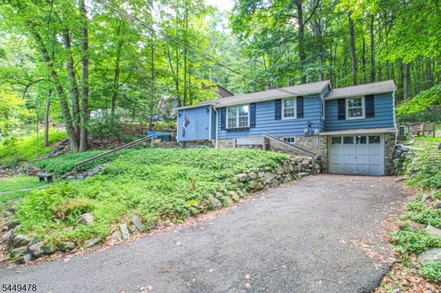 171 Glenside Trl, Byram Twp., NJ 07871