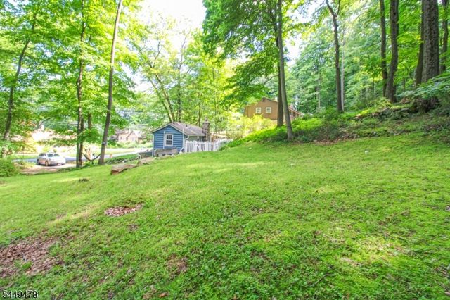 171 Glenside Trl, Byram Twp., NJ 07871