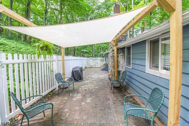 171 Glenside Trl, Byram Twp., NJ 07871