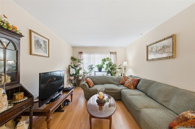6172 70th Street, Middle Village, NY 11379
