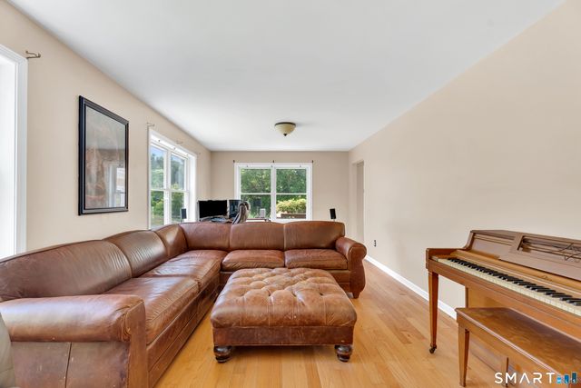 346 Hazelnut Hill Road, Groton, CT 06340