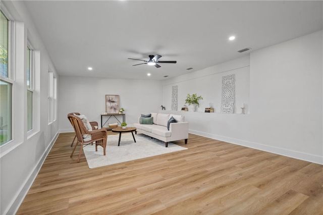 283 Jackson Boulevard, Mobile, AL 36609