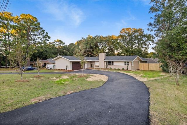 283 Jackson Boulevard, Mobile, AL 36609