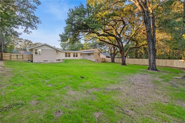 283 Jackson Boulevard, Mobile, AL 36609