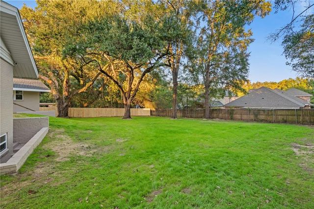 283 Jackson Boulevard, Mobile, AL 36609