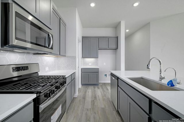 1591 Estelea Grove, New Braunfels, TX 78130