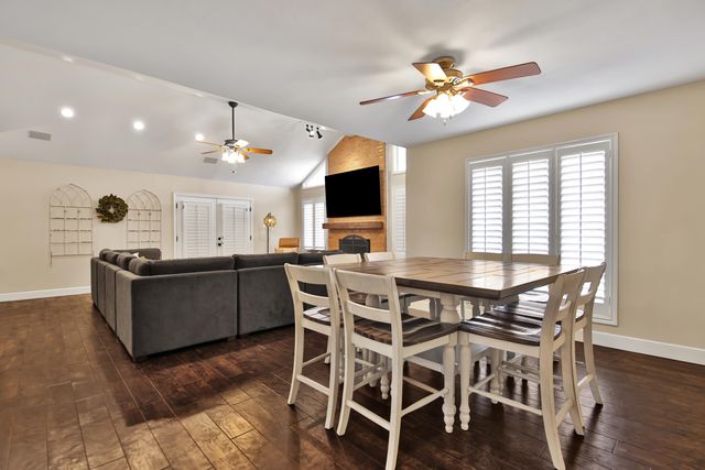 17 Comanche Lane, Ransom Canyon, TX 79366