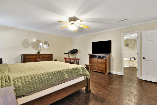 17 Comanche Lane, Ransom Canyon, TX 79366