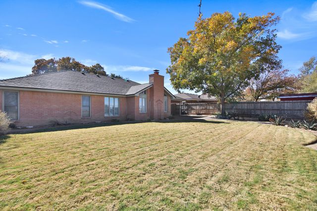17 Comanche Lane, Ransom Canyon, TX 79366
