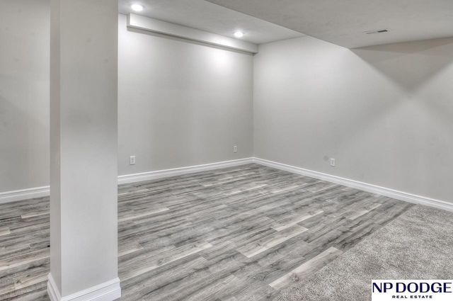 5001 Helwig Avenue, Papillion, NE 68133