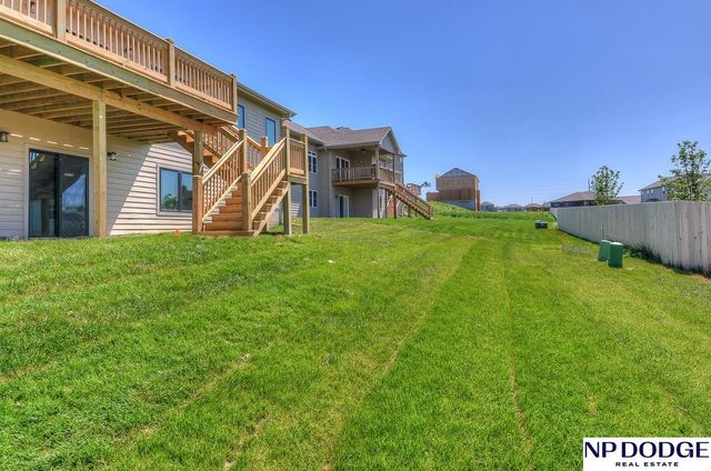 5001 Helwig Avenue, Papillion, NE 68133