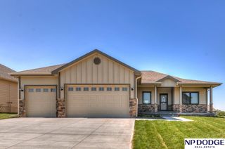 5001 Helwig Avenue, Papillion, NE 68133