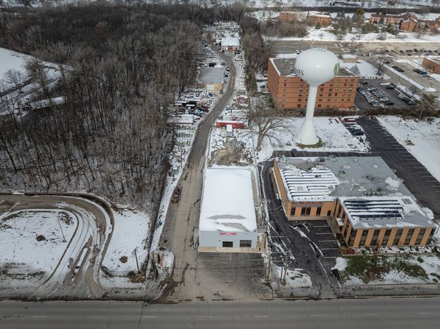 1200 E Golf Road, Des Plaines, IL 60016