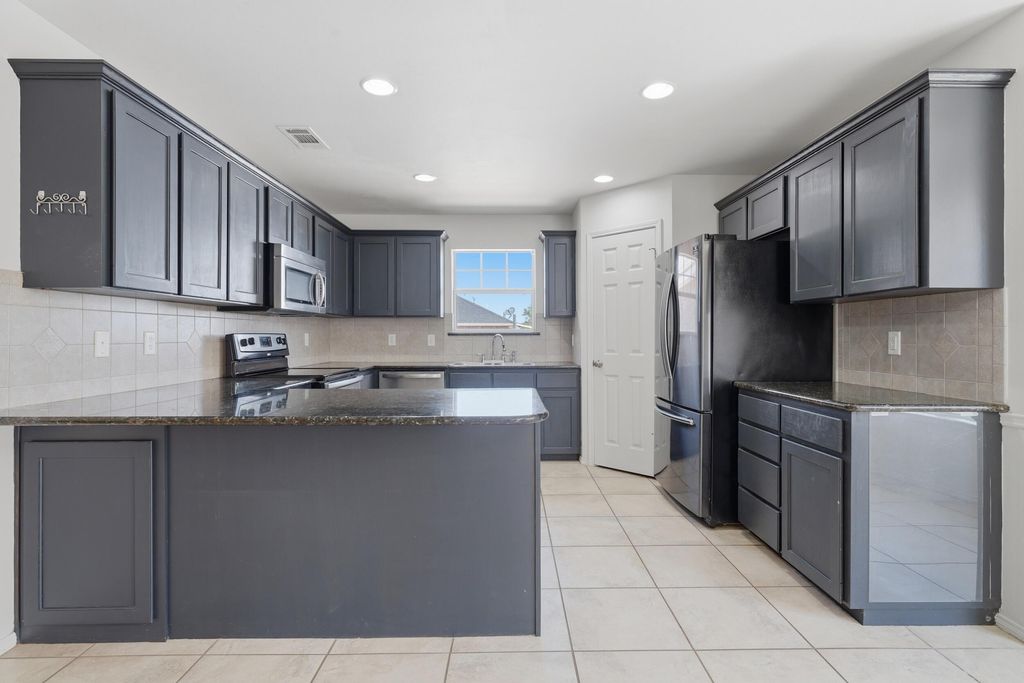 Image 12 of property listing at 4122 Harmony Lane, San Angelo, TX 76904