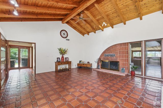 249 Moon Ranch Street, Bakersfield, CA 93314